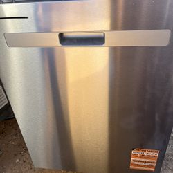 Whirlpool Dishwasher 