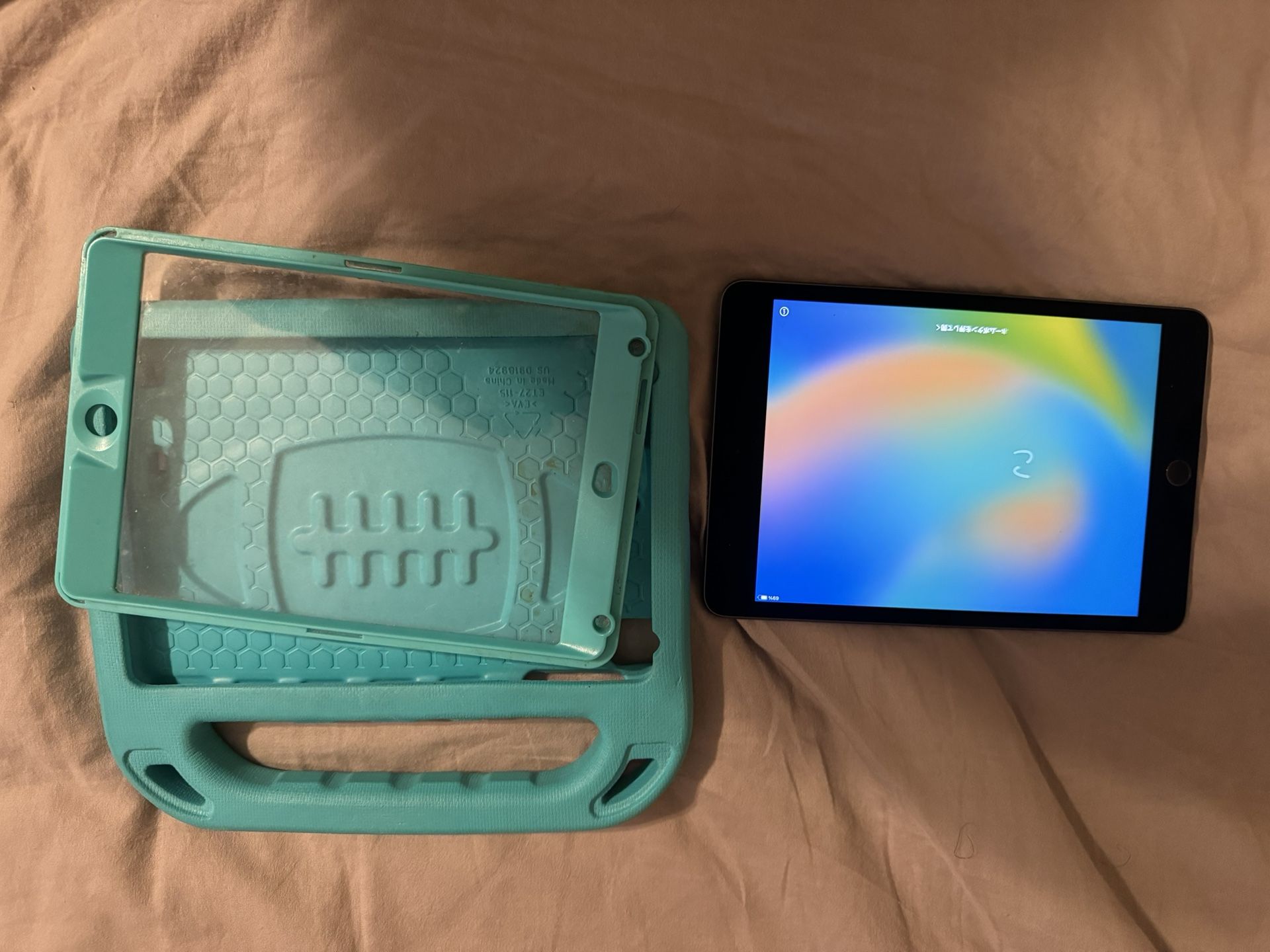 Apple iPad Mini - 7.9 Inch 5th gen - 64GB - Space Gray