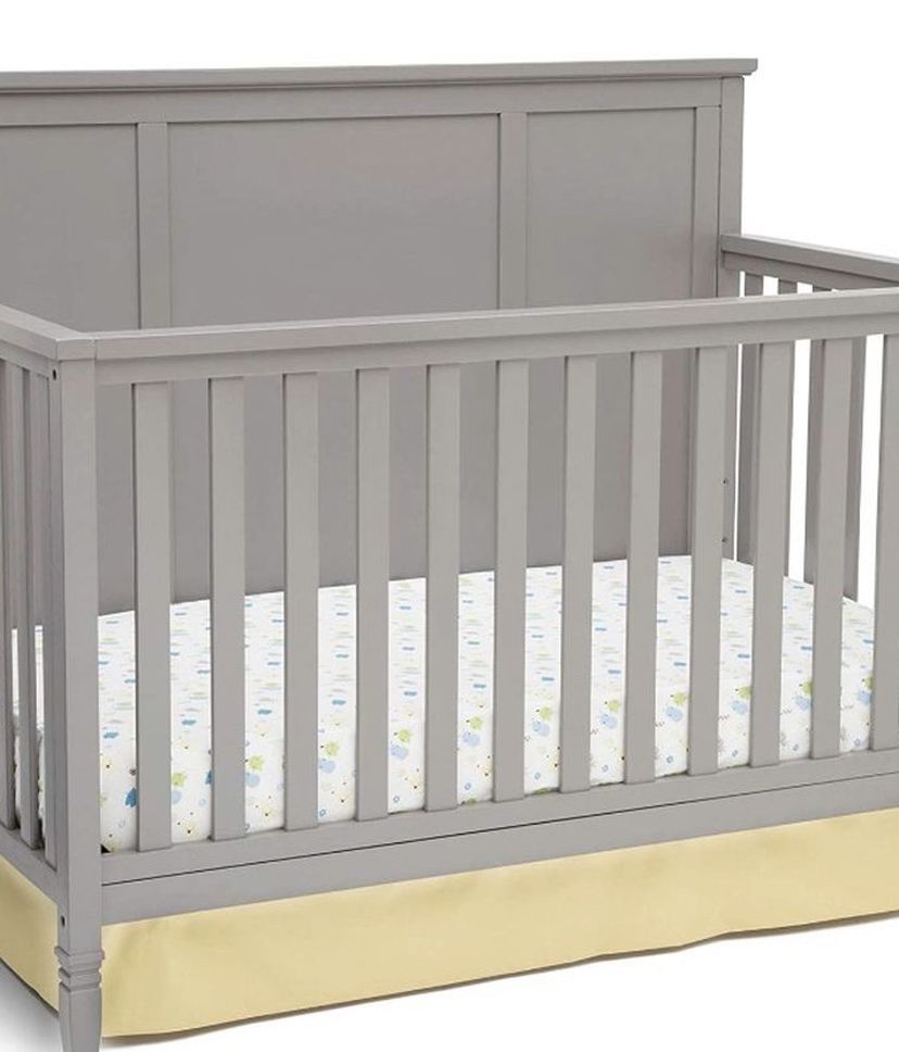 Nursery Furniture - Matching Crib, Matress, Changing Table