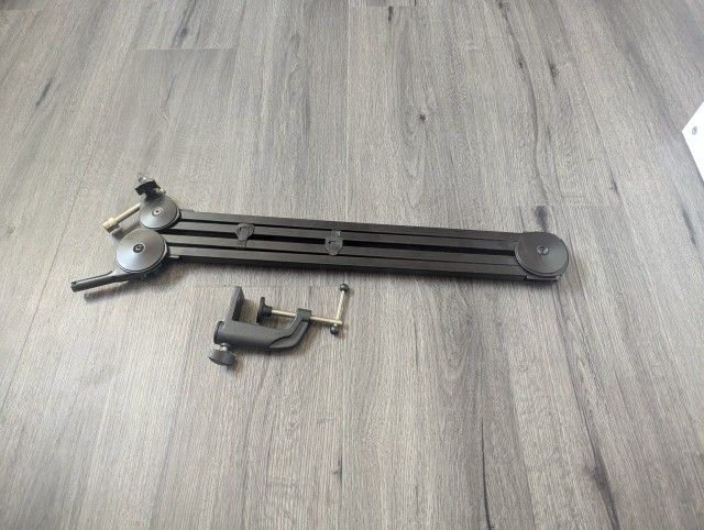 Microphone Boom Arm / Mic Stand (Samson MBA38) 