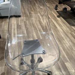 Acrylic Chair 