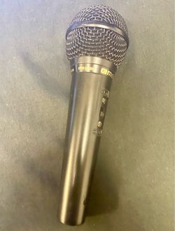 Microphone