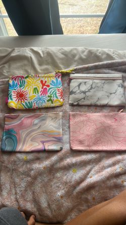 4pk makeup ipsy bags