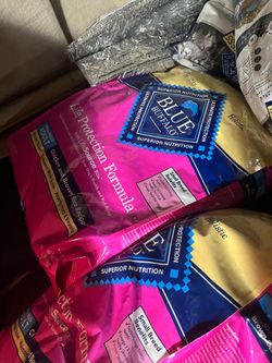 Blue buffalo small breed dog food