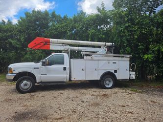 Bucket  5500 ford  1999