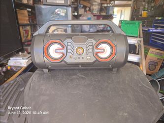 Portable radio