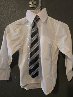 Boys white collar shirt 5T