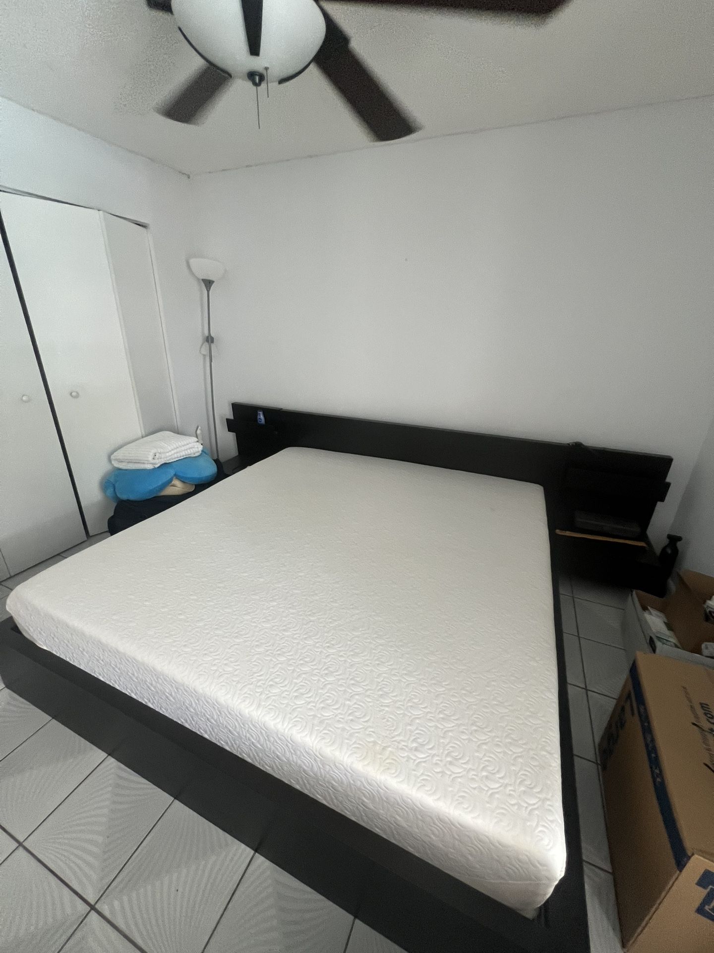 Temperpedic Mattress and bed frame