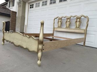 Hard Wood Full Size Bed Frame 