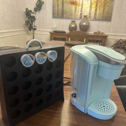 Keurig Coffee Maker + K-Cup Holder (Set)