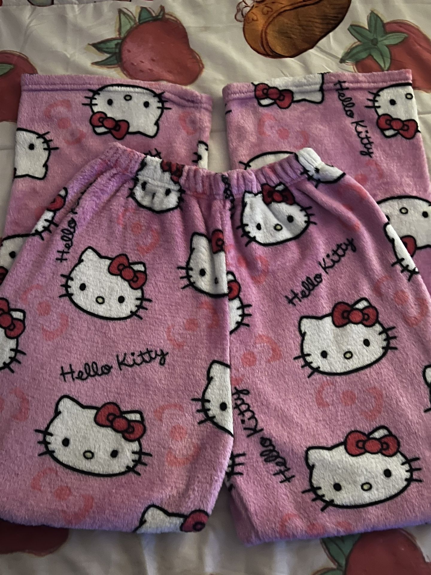 Hello Kitty pjs