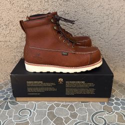 WORK BOOTS IRISH SETTER SAFETY TOE WATERPROOF SIZE AVAILABLE 8-9-9.5-10.5 MENS 