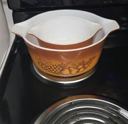 Vintage Pyrex Old Orchard Cinderella Mixing Bowls (Set of 2)