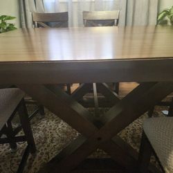 Dining Table With Set Of 8 Chairs