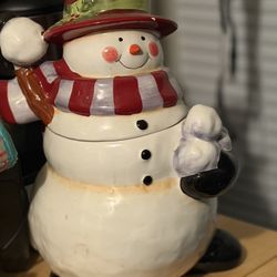 Snow Man Cookie Jar