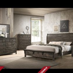 *Manager's Special*---Peter Stunning Queen Bedroom Sets---Now $1199---Delivery And Financing Available🙌