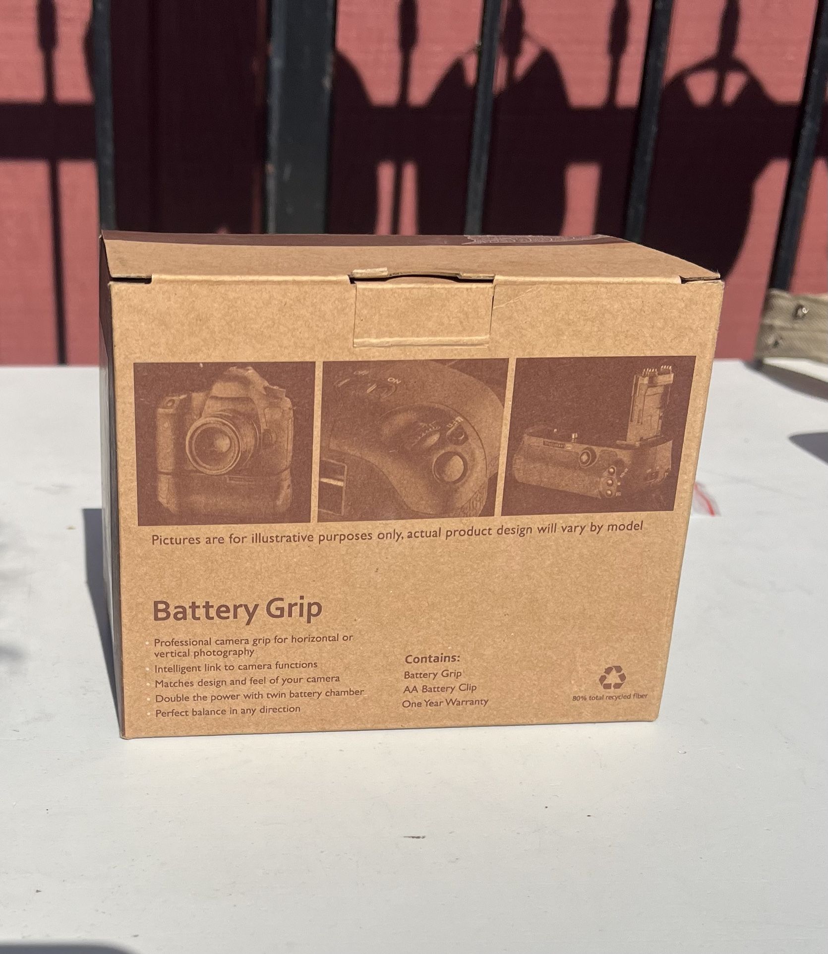 Battery Grip for Nikon D750 Camera