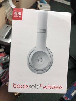 Beats headphones brand new in Box!! Negotiable!!