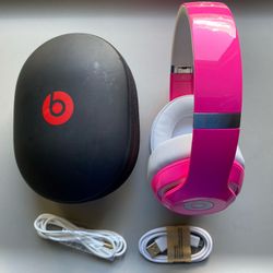 Beats Studio Wireless Headphones (READ)