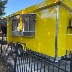 Food Trailer 