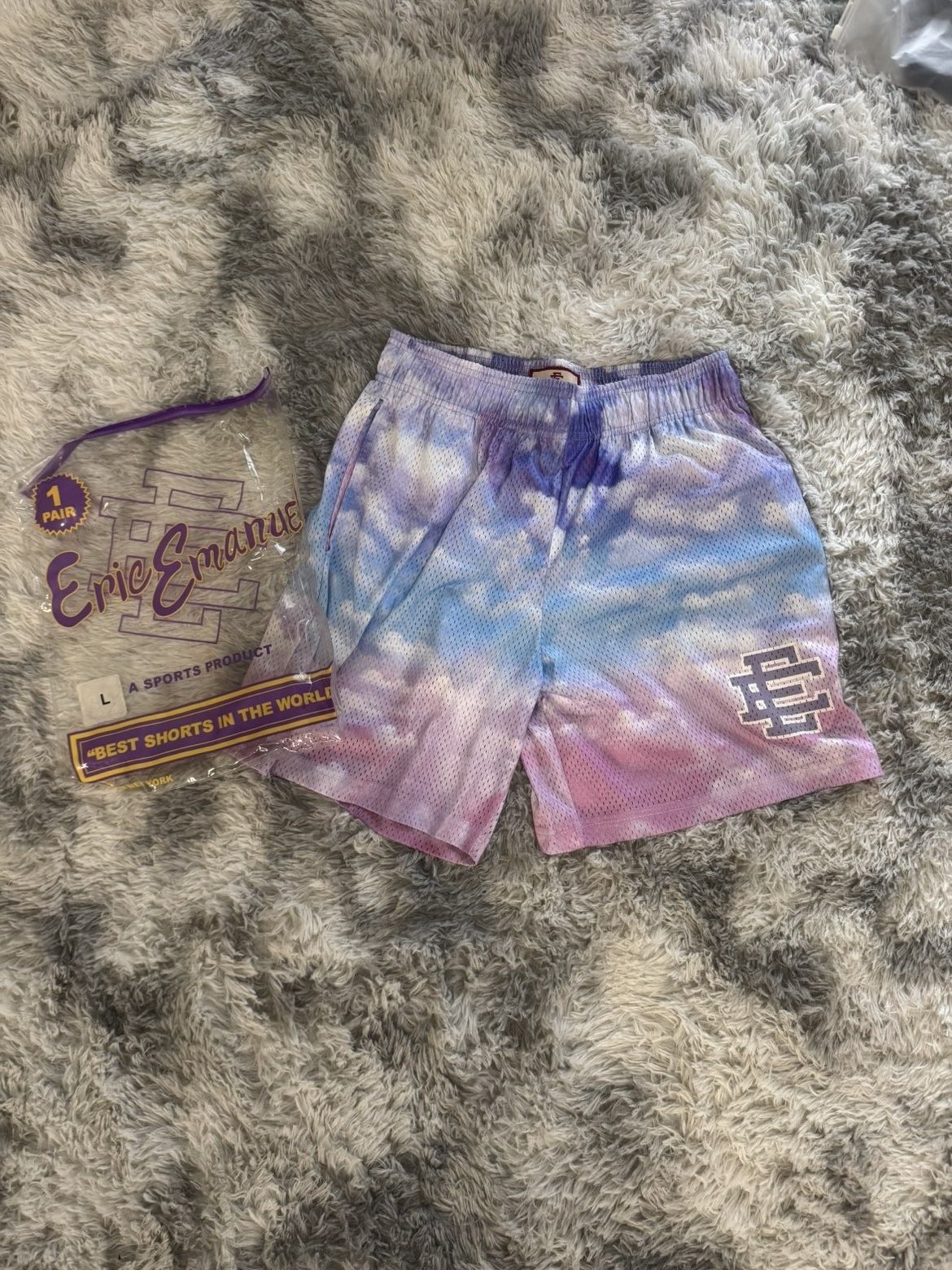 EE Shorts