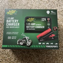 Battery Tender 1.25 Amp Battery Charger and Maintainer