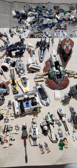 Star wars lego set figures & accessories notvsold separately $800