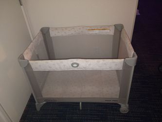 Graco crib