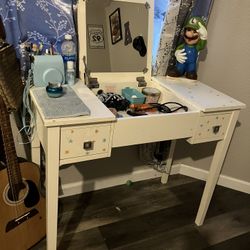 White Desk For Bedroom 