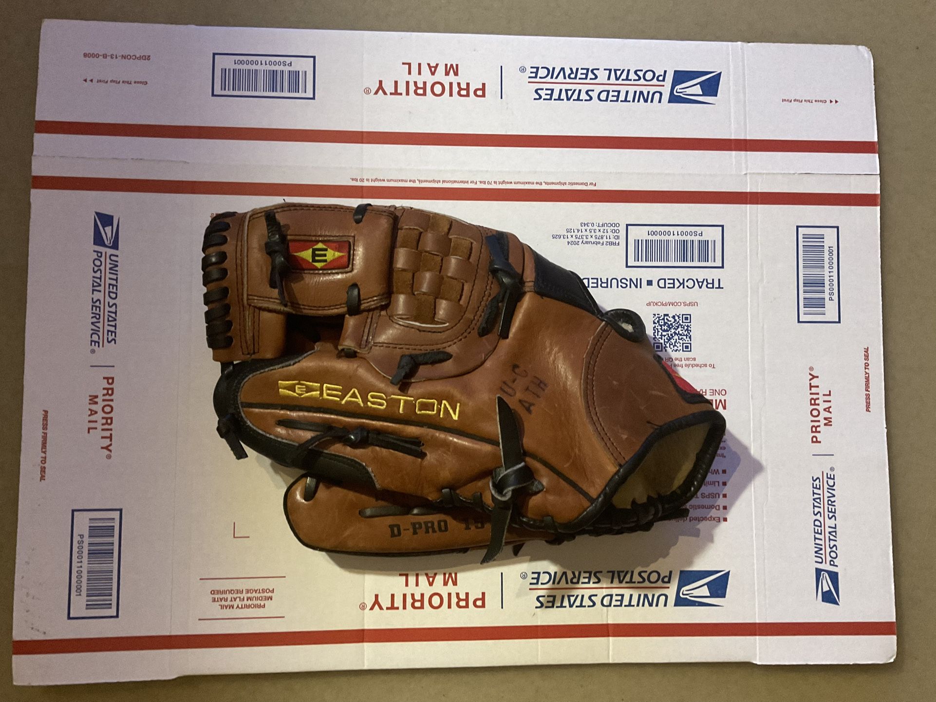 Baseball Glove Adult 