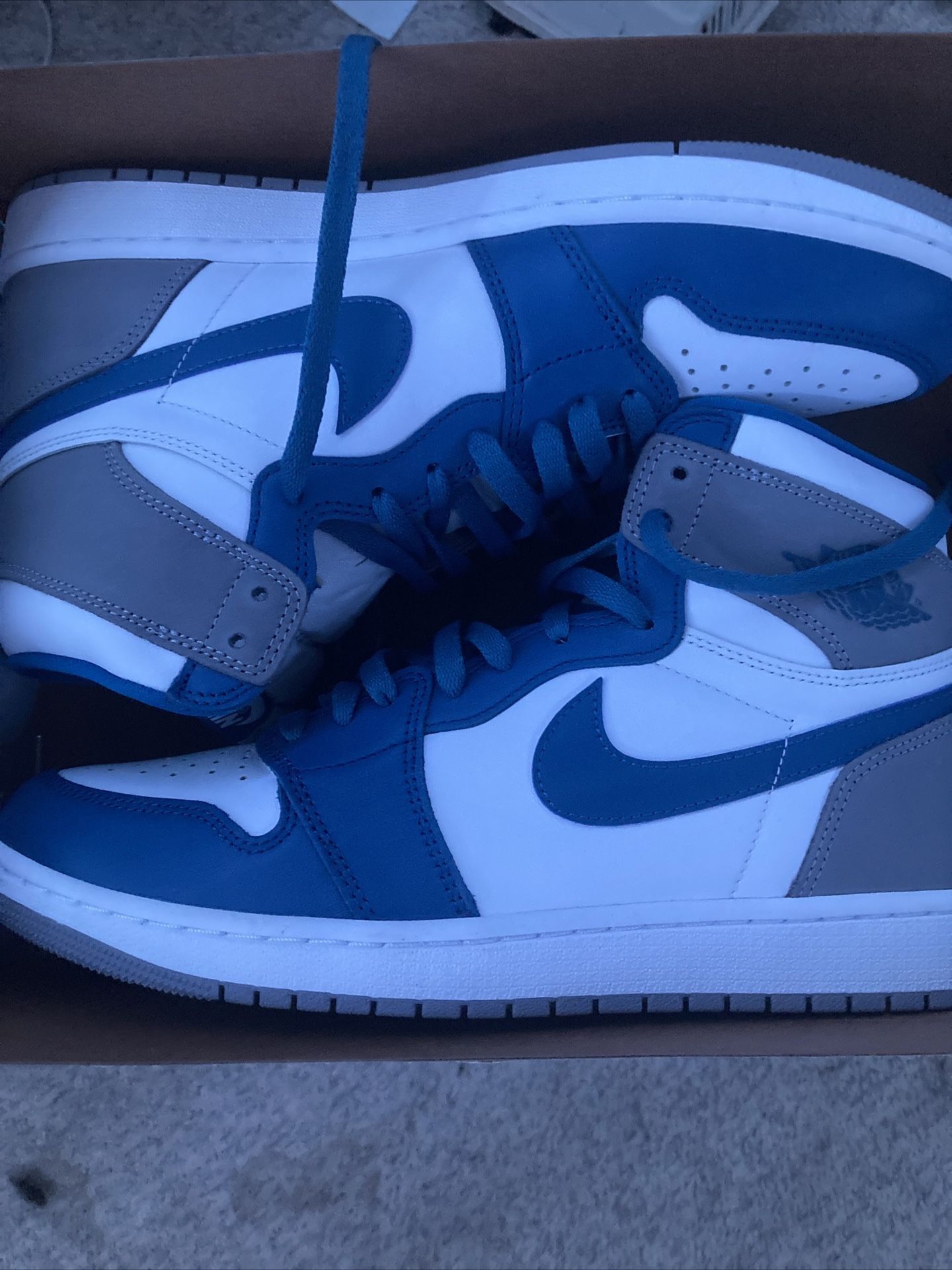 Jordan 1 Retro OG True Blue 