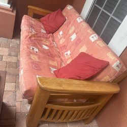 Craftsman Solid Oak Futon With Double Size  8 Inches Thick Gold Bond 611 Mattress