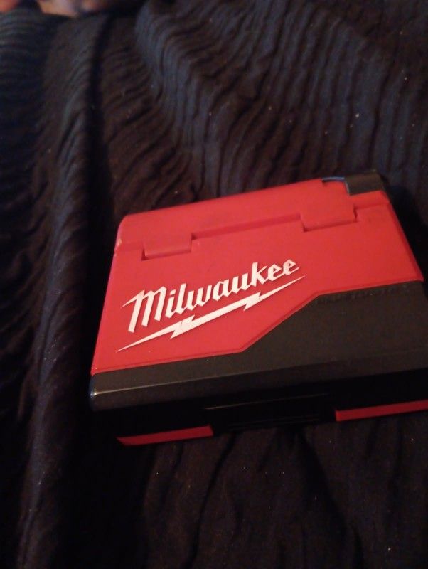 Milwaukee USB Bluetooth Jobsite Earbuds