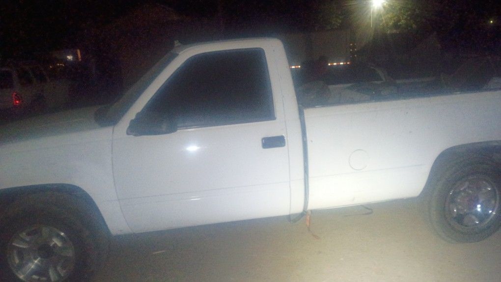 2000 Chevrolet 2500