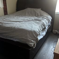 King Size Bed Frame And Mattresse