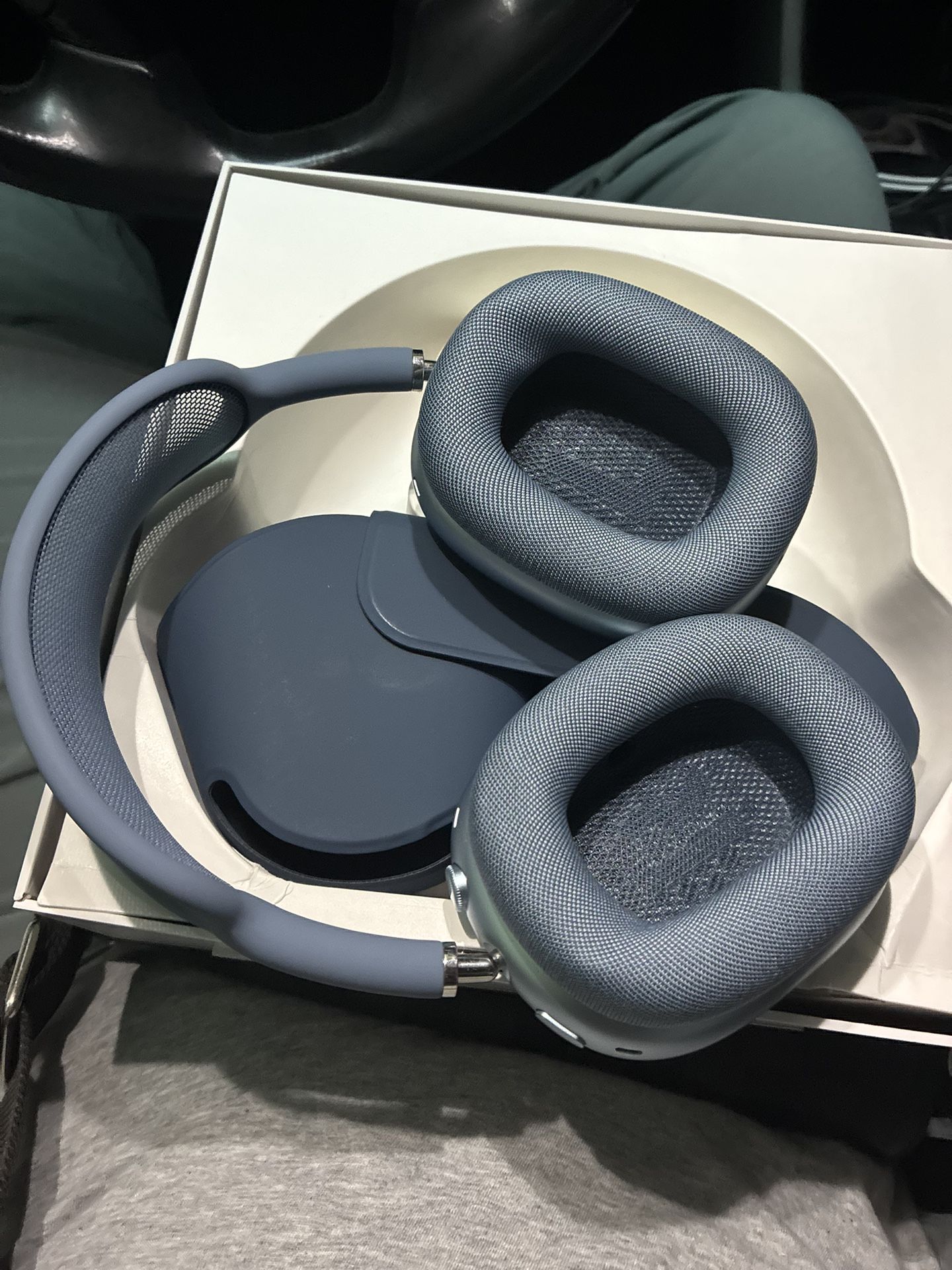 Apple Headphones & EarPods