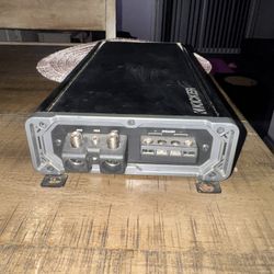 1800w Kicker Amp And Bass Knob 