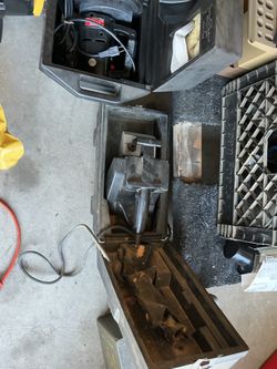 Craftsman belt sander in craftsman case