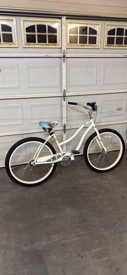 3 Speed Huffy Cranbrook Beach Cruiser style bike with NEW Parts