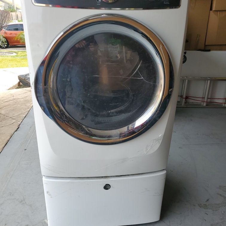 Gas Dryer - Electrolux