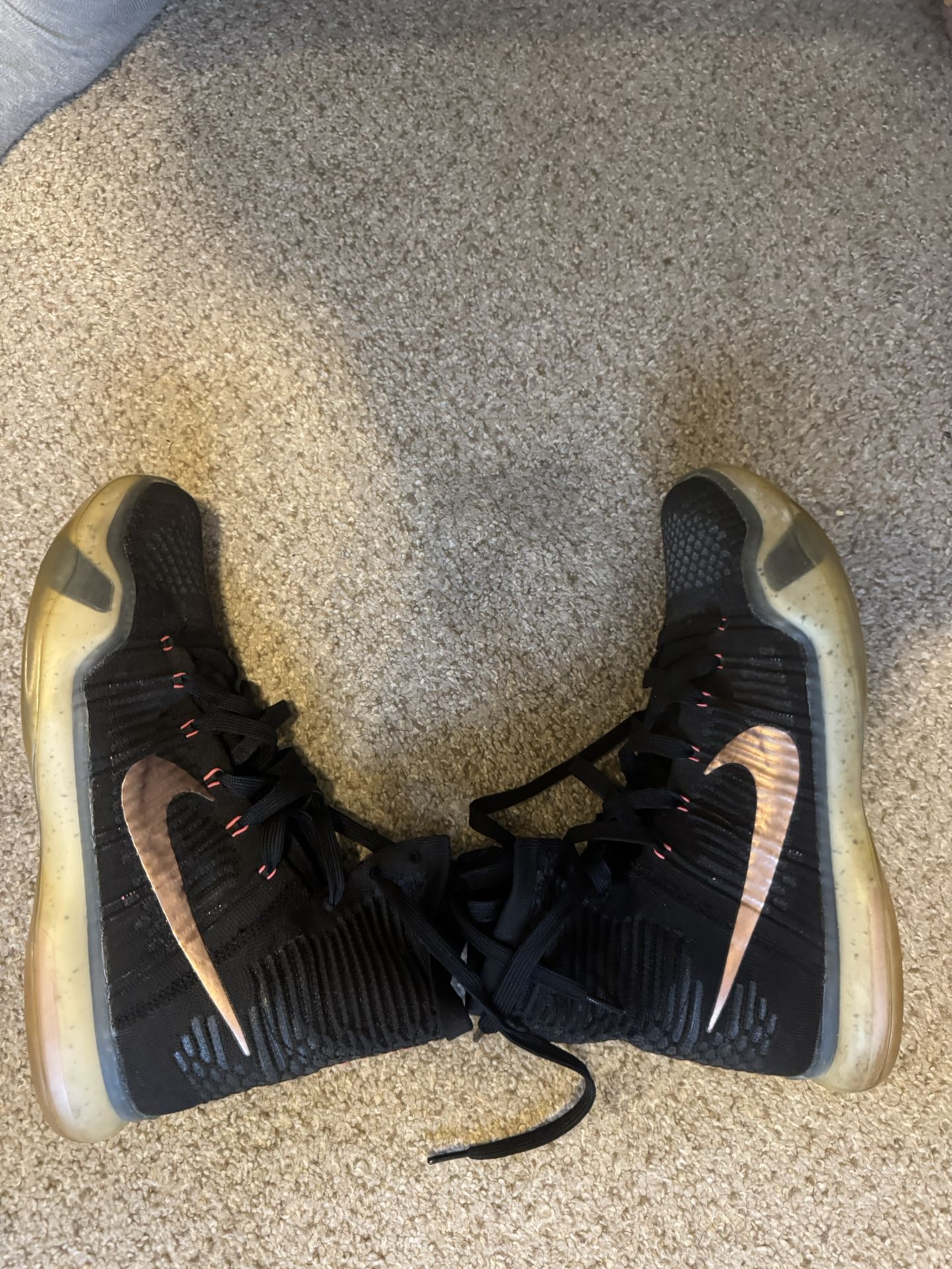 Kobe 10 Rose