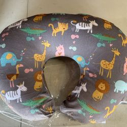 Boppy Bare Naked Original Nursing Pillow plus Kids N' Such Baby Nursing Pillow Cover Jungle Pattern (like new)   Cover was purchased separately so you