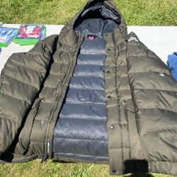 Nike SB Puffer Jacket 