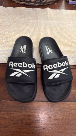 Reebok Slides - Size 37.5