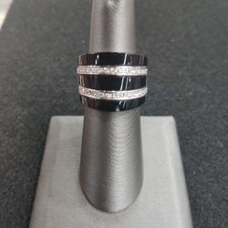 Ladies Onyx Ring 