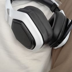 Ozeino Wireless  Gaming Headset