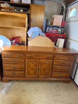 Dresser