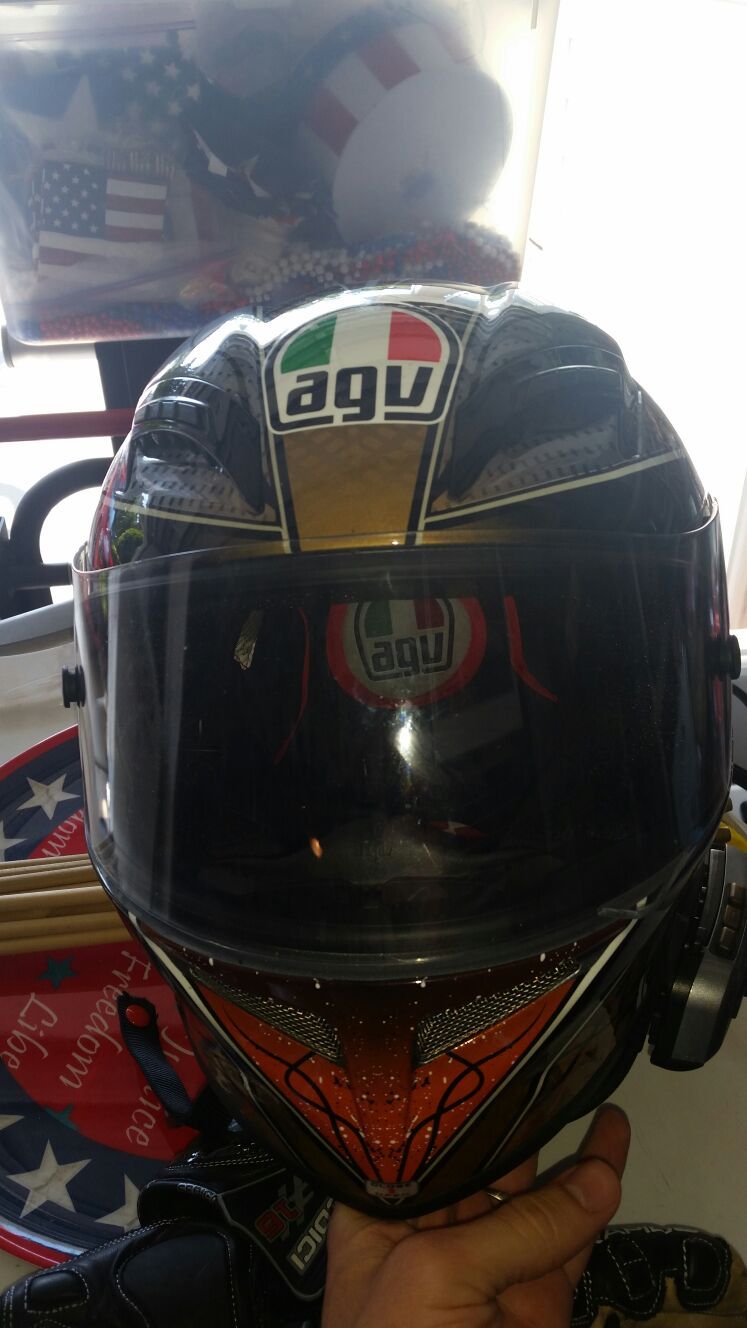 AGV grid helmet small