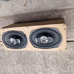 Pioneer 6x9 w/ Enclosed Box