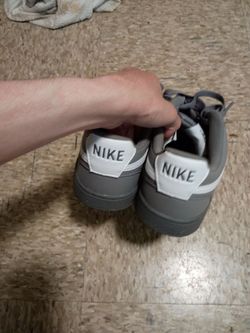Brand new Nike Low-Top Sneakers Gray White